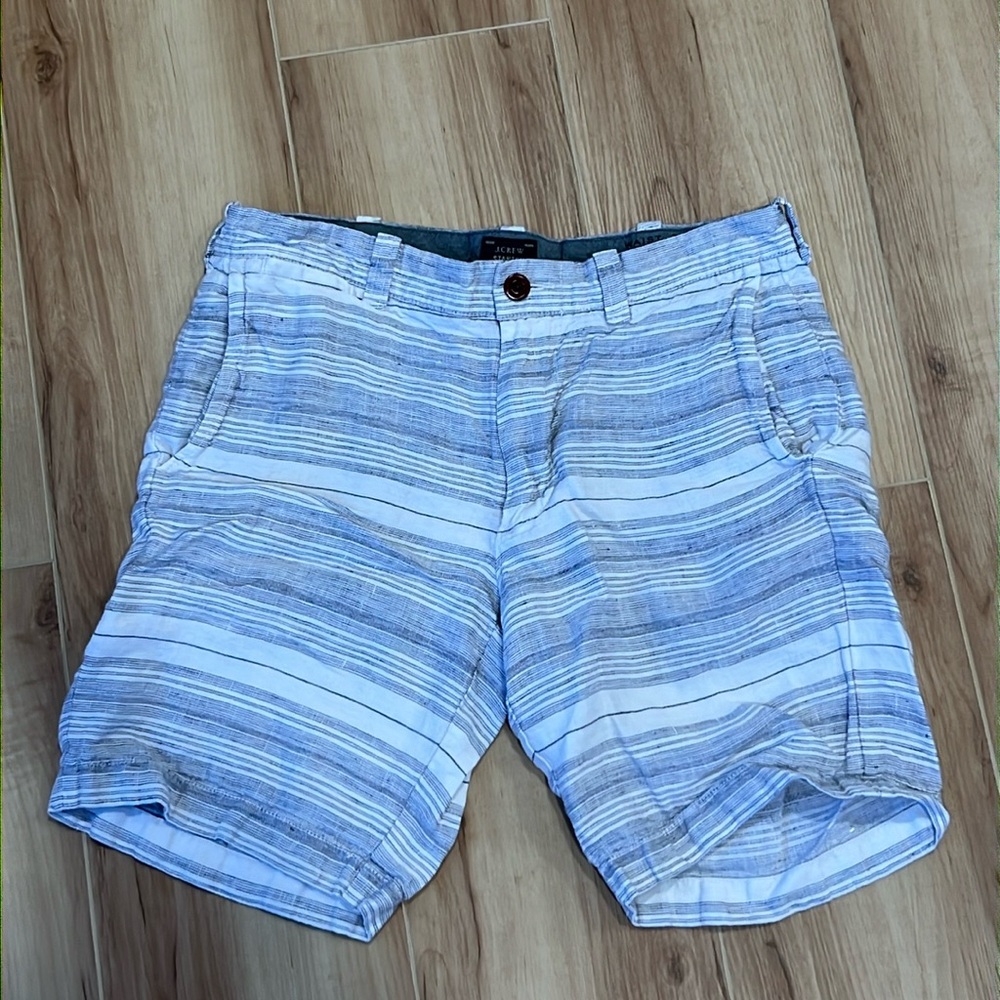Men’s J. Crew linen shorts